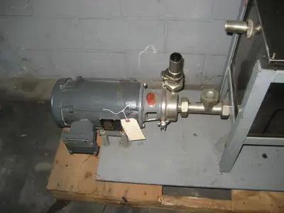 Sanitary Pump, 1.5" x 1". centrifugal, with supply tank