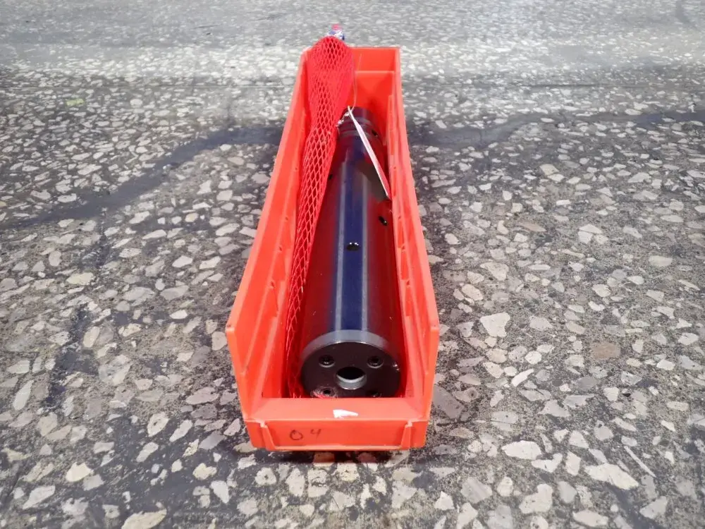 USED GROB 687869
