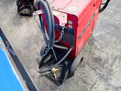 Used LINCOLN ELECTRIC POWER MIG 350MP Mig Welders Ohio US | HGR 24 #900523