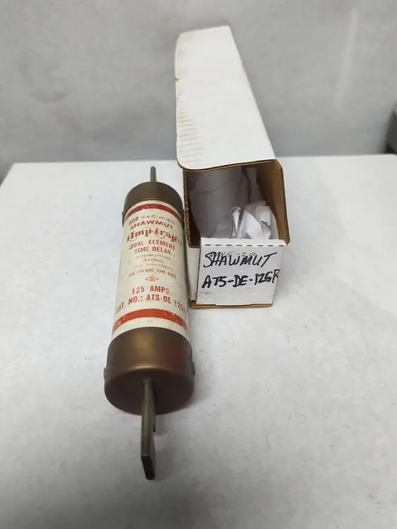 New | in-Stock SHAWMUT AT5-DE-125R Fuses | Surplus Asset Holdings #1227332