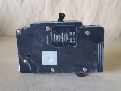 USED SQUARE D EDB16015