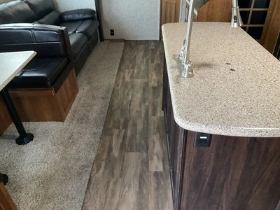 Used 2017 FOREST RIVER LACROSSE Campers, Caravans, Motorhomes Michigan US | Miedema Asset Management Group #1411189
