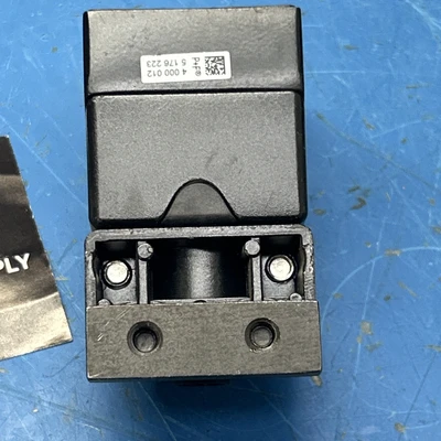 USED PEPPERL + FUCHS NBB20-L3M-A2-C3-V1