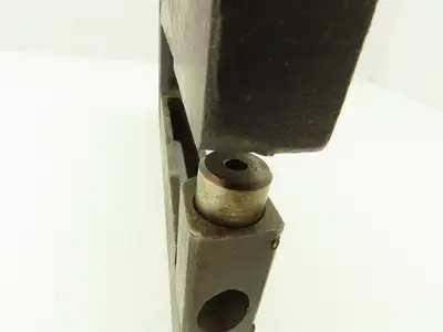 Unipunch 8AJ-1 Press Brake Punch C Frame 1/4" Circle 8" Throat 1" W