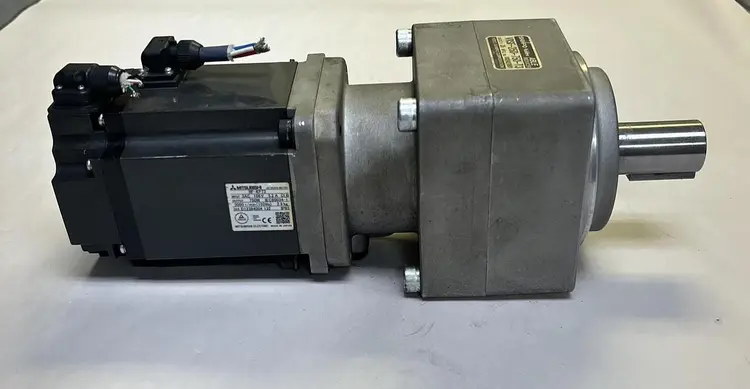 Used MITSUBISHI HF-KP73 Servo Motors Ohio US | Surplus Asset Holdings #1188605