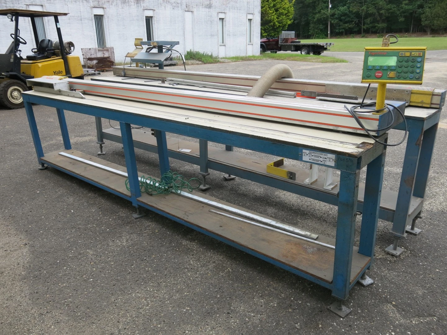 Tiger Stop Programmable Length Gauge
