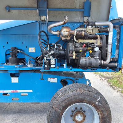 USED 2015 Genie S-65