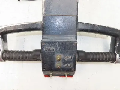 Crown PE 3000 Series PE3540-60 Pallet Jack Operator Handle Return Springs