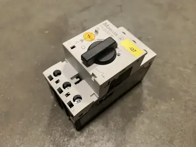 Used MOELLER PKZM0-16 Switchgears British Columbia CA | Lenmark #244211