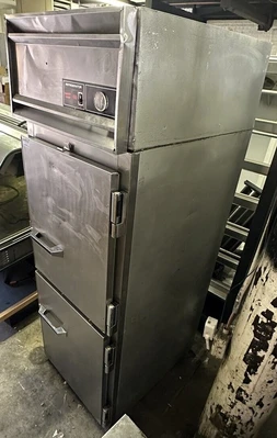 174-0080 Victory RA-1D-S7-HD Half Door Commercial Self Contained Cooler