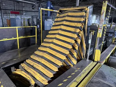 UPENDER 5,300 POUND CAPACITY