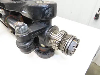 Hyster E80XN Forklift Rear Axle Dual Hydraulic Steering Assembly 8527474