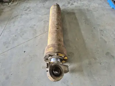 USED KOMATSU 561-63-62102