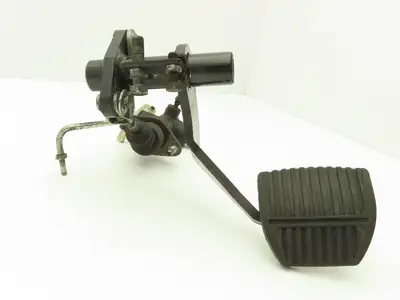 Toyota Electric Forklift Brake Pedal Master Cylinder Assembly From 8FBE15U
