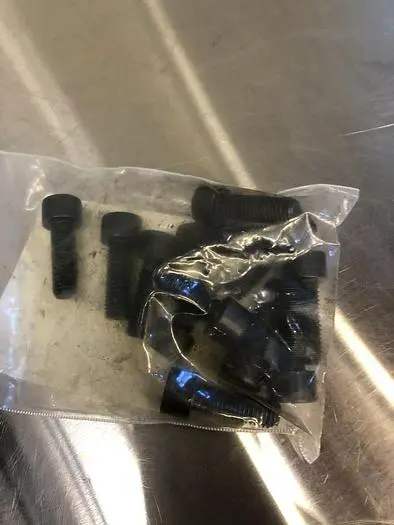 728-900523030 SCREWS