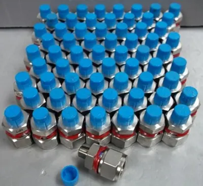QTY. 65. SUPERLOK YUBE X NPT 316 SLR &frac12;" S, ...