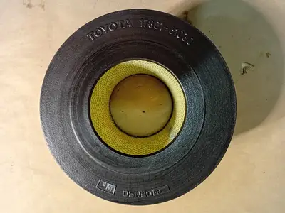 NEW TOYOTA 17801-61030