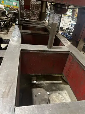 400 TON MILLHOFF ROLLING FRAME HYDRAULIC STRAIGHTENING PRESS: YOBRO #24002