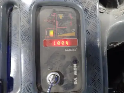 USED RAYMOND EZ R40TT