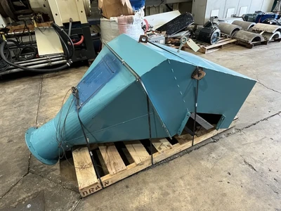 26" Wide Hockey Stick Cleated Bunting Conveyor with Metal Separator, New in 2012