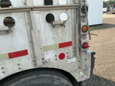 Used 2007 MERRITT 53' ALUMINUM LIVESTOCK Agricultural Trailers Michigan US | Miedema Asset Management Group #1328961