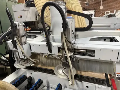 WEEKE VANTECH 480, 4' x 8' CNC ROUTER WITN PANEL MATERIAL HANDLING & INTEGRATED DUST COLLECTION SYSTEM