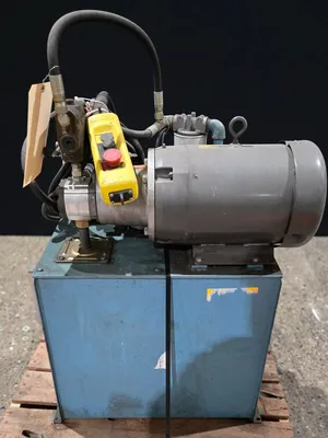 INDUSTRIAL HYDRAULIC POWER UNIT w/ 7.5 HP Motor USED