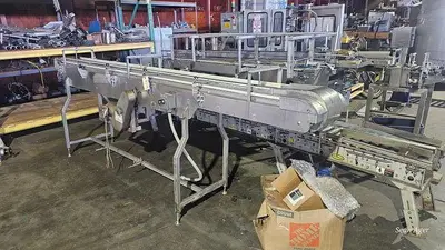 USED CUSTOM MANUFACTURING MATT TOP CONVEYOR
