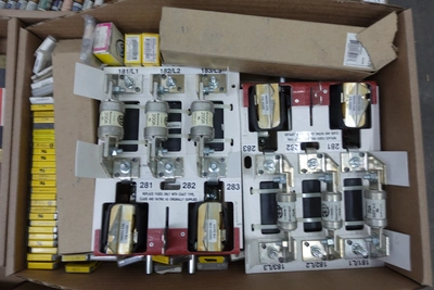 Used _UNKNOWN_ _UNKNOWN_ Fuses Ohio US | Aucto #1307550