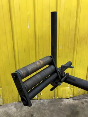 3,500 LB X 40" DYNAMIC FEEDS MODEL #PH-1000 MOTORIZED PALLET TYPE HORIZONTAL COIL REEL DECOILER: STOCK #17300