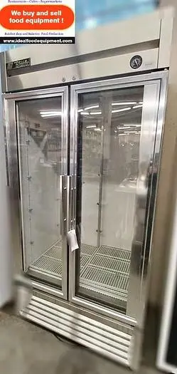 True 2 glass door upright refrigerator