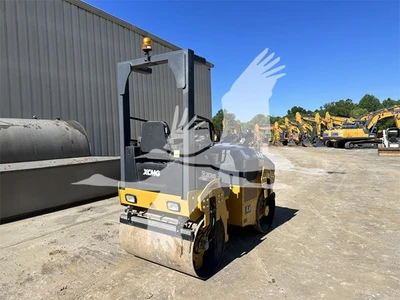 USED 2021 XCMG XMR303S