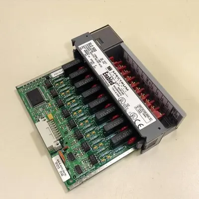 USED SPECTRUM CONTROLS 1746SC-IA8I SER B