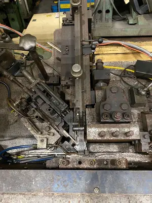USED 1998 WARREN WT-30