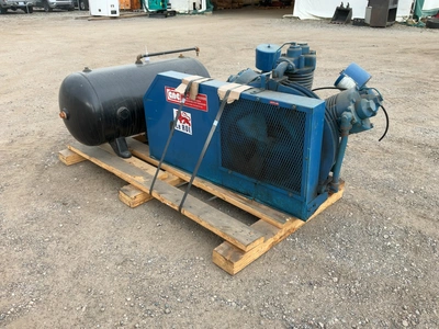 Used LEROI AIR COMPRESSOR 25 HP 880A HEAVY DUTY TWO STAGE RECIPROCATING 87.5 CFM AT 175 PSI Lubricated Reciprocating Air Compressors Michigan US | Miedema Asset Management Group #1761057