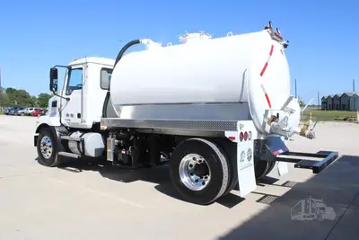 New | in-Stock 2025 MACK MD7 Septic/Sewer/Vacuum Trucks Texas US | Roll Off Truck World #1491881