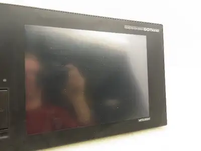 Mitsubishi GT1675M-VTBA GOT1000 Graphic Operator Control Panel 10.4" Touchscreen