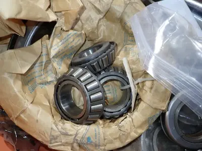 Bearings/tool Holder