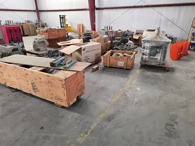 Used _UNKNOWN_ _UNKNOWN_ Circuit Breakers Indiana US | Myron Bowling Auctioneers Inc #1504007
