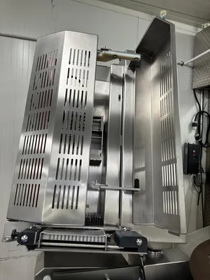 USED 2008 TREIF DIVIDER 440