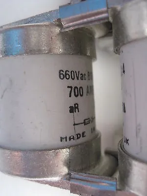NEW BUSSMANN 700FMM FUSE 700 AMP