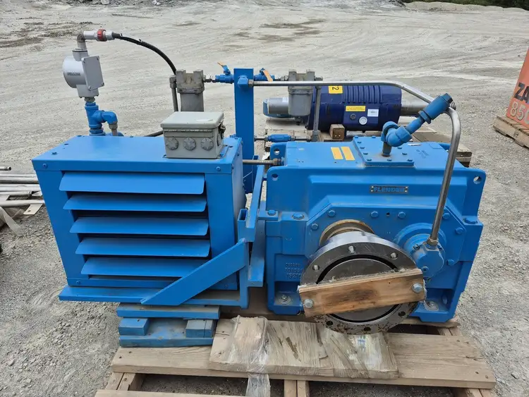 Used FLENDER H1 SH 7A Gearboxes British Columbia CA | Lenmark #369038