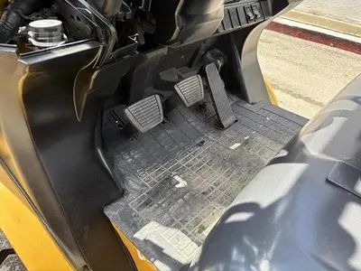 USED 2018 CAT GP30N