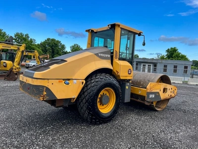 Used 2016 Volvo SD115B Roller Compactors Maryland US | Zadoon Equipment #1480528