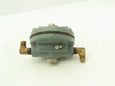 Moore Products 62V 7135S6AJ 1/4" Pneumatic Constant Differential Relay
