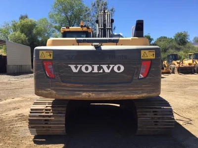 Used 2012 VOLVO EC220DL Crawler Excavators California US | Mittry Construction #1363469