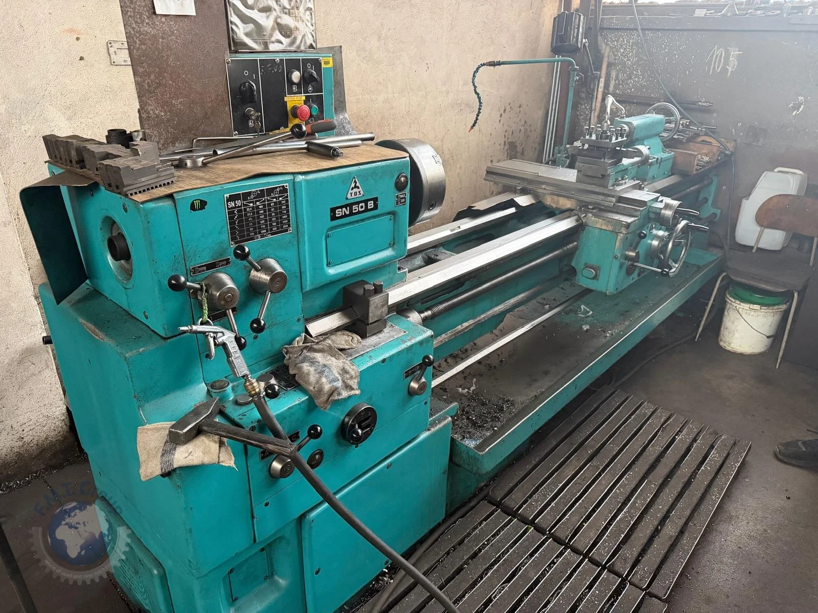 Used TOS SN 50 B / 2000 Engine Lathes SK | F.M.T. Group s.r.o. #1286795