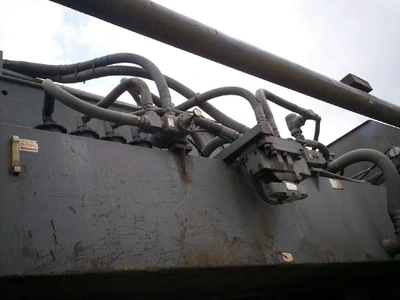 USED 1980 HTC 400T