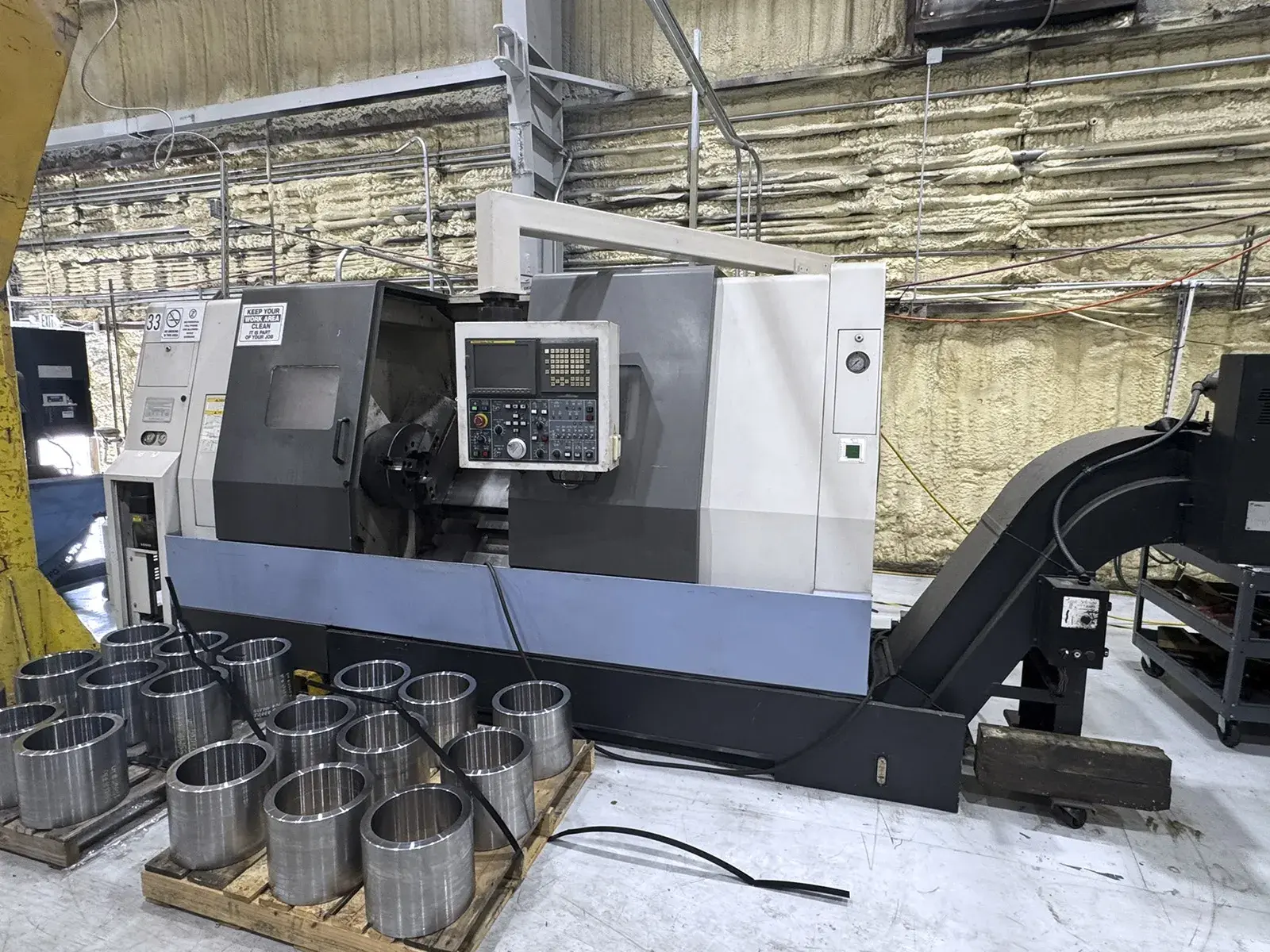 USED 2006 DOOSAN PUMA 400MB