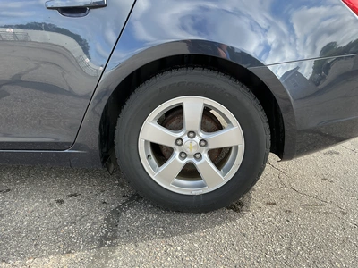 USED 2015 CHEVROLET CRUZE